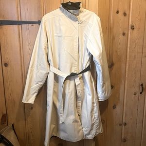 Reversible trench rain coat